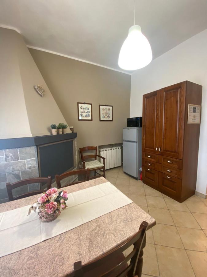 Casato Clavelli 1 Villa Collestatte Dış mekan fotoğraf